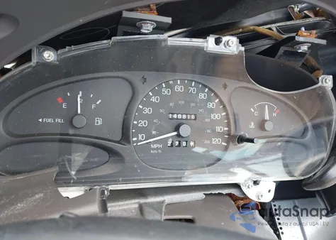 1997 Ford Escort Lx z USA, uszkodzony, nr VIN 3FALP15P2VR146952